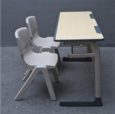 学生课桌椅
